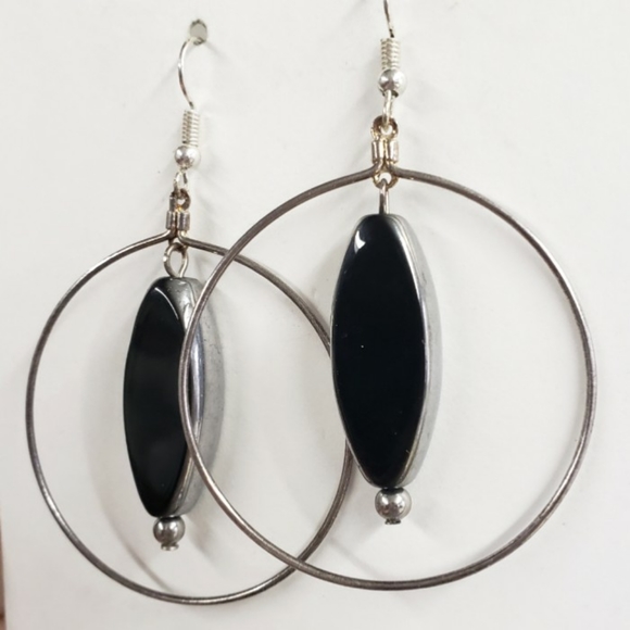 New Hoop Earrings - Picture 2 of 3